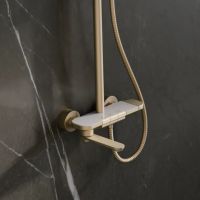 Душевая система BELZ , брашированное золото арт-B25713-5 — фото 2, Душевые стойки