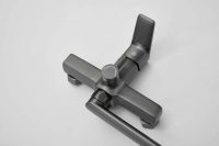 Смеситель для ванны однорычажный с длинным изливом и душем BELZ, оружейная сталь, арт-B22715-3 — фото 13, Смеситель для ванны