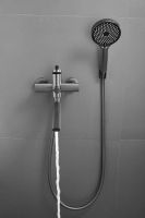 Смеситель для ванны однорычажный с длинным изливом и душем BELZ, оружейная сталь, арт-B22813-3 — фото 4, Смеситель для ванны