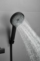 Смеситель для ванны однорычажный с длинным изливом и душем BELZ, черный, арт-B22813-7 — фото 5, Смеситель для ванны