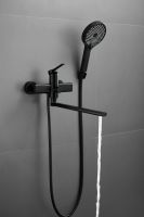 Смеситель для ванны однорычажный с длинным изливом и душем BELZ, черный, арт-B22813-7 — фото 4, Смеситель для ванны