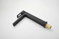 Смеситель для накладной раковины BELZ, черный, арт-B11658-7 — фото 5, Смесители для раковины