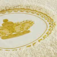 Товар: Коврик д/ванной комнаты 60х120 см., вышивка логотип КОРОНА, кремовый, окантовка золото арт-31917 - фото 2 Коврик д/ванной комнаты 60х120 см., вышивка логотип КОРОНА, кремовый, окантовка золото арт-31917 — фото 2, Коврики для ванной комнаты
