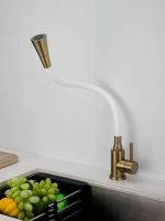 Смеситель для кухни с гибким изливом и режимом душ BELZ , брашированное золото арт-B74810-5 — фото 4, Смесители для кухни