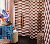 Товар: Обои Harlequin Harlequin x Henry Holland арт-113156 - фото 4 Обои Harlequin Harlequin x Henry Holland арт-113156 — фото 4, Обои