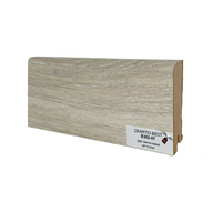 Плинтус напольный Deartio Дуб Светло-серый B302-7 — фото 1, Напольные плинтусы