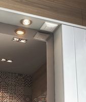 Зеркало со шкафом Vigo Diana 70 R с подсветкой Белое арт-z.DIA.70.R.El — фото 4, Зеркальные шкафы в ванную