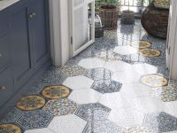 Товар: Керамогранит Kerama Marazzi Парк Гуэля белый 29х33,4 см арт-SG27009N - фото 2 Керамогранит Kerama Marazzi Парк Гуэля белый 29х33,4 см арт-SG27009N — фото 2, Керамогранит