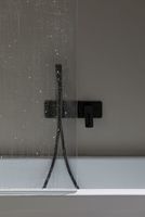 Товар: Шторка на ванну Allen Brau Priority 80 профиль Черный браш стекло прозрачное арт-3.31022.BBA - фото 10 Шторка на ванну Allen Brau Priority 80 профиль Черный браш стекло прозрачное арт-3.31022.BBA — фото 10, Шторки для ванной распашные