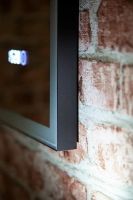 Зеркало Бриклаер Лофт 60 с подсветкой Черное с бесконтактным выключателем и часами арт-4627125415722 — фото 7, Зеркала в ванную комнату