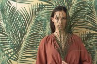 Обои LOYMINA Amazonia Флизелин (1*10,05) Зеленый/Бежевый, Листья арт-Ins3 005/1 — фото 2, Обои для стен