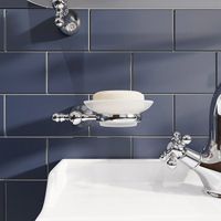 Товар: Стеклянная настенная мыльница Iddis Retro Белая арт-RETSSG0i42 - фото 4 Стеклянная настенная мыльница Iddis Retro Белая арт-RETSSG0i42 — фото 4, Мыльницы