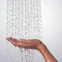 Душевая система Hansgrohe Croma 220 Showerpipe Хром арт-27223000 — фото 4, Душевые стойки
