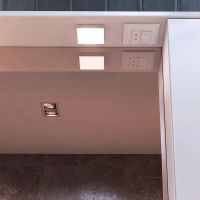 Зеркало со шкафом Vigo Callao 50 R с подсветкой Белое арт-z.CAL.50.R.El — фото 3, Зеркальные шкафы в ванную