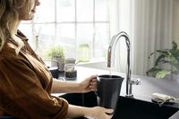 Товар: Смеситель для кухни Hansgrohe Aqittura M91 Хром арт-76803000 - фото 5 Смеситель для кухни Hansgrohe Aqittura M91 Хром арт-76803000 — фото 5, Смесители для кухни