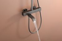 Товар: Душевая система Raglo с термостатом Графит матовый арт-R22.26.09 - фото 13 Душевая система Raglo с термостатом Графит матовый арт-R22.26.09 — фото 13, Душевые стойки