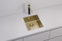 Товар: Мойка для кухни KOMBINO 20 MONARCH GOLD SAT-90 500X400X195 U в комплекте с выпуском без сифона арт-1140663.0 - фото 3 Мойка для кухни KOMBINO 20 MONARCH GOLD SAT-90 500X400X195 U в комплекте с выпуском без сифона арт-1140663.0 — фото 3, Кухонные мойки