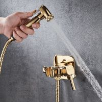 Гигиенический душ со смесителем Lemark Solo Золото арт-LM7165G — фото 3, Гигиенические души