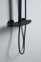 Товар: Душевая система Allen Brau Infinity 5.21030-31 Черная матовая - фото 22 Душевая система Allen Brau Infinity 5.21030-31 Черная матовая — фото 22, Душевые стойки