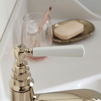 Смеситель для раковины Jacob Delafon Cleo 1889 E24309-BGG Золото глянцевое — фото 4, Смесители для раковины