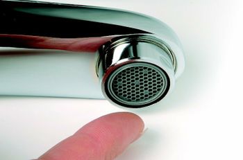 Смеситель для раковины Ravak Suzan SN 041.00/150 X070008 Хром — фото 3, Смесители для раковины