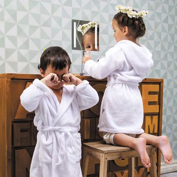 Косметическое зеркало WasserKRAFT K-1007 с увеличением с подсветкой Хром — фото 3, Косметические зеркала