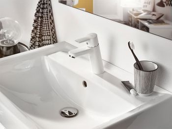 Смеситель для раковины Kludi Pure Easy XL 372929165 Белый Хром — фото 2, Смесители для раковины