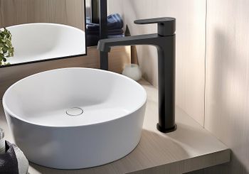 Смеситель для раковины Aquatek Оберон AQ1204MB Черный матовый — фото 3, Смесители для раковины