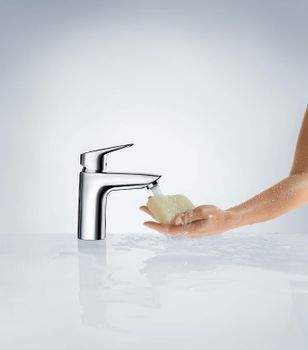 Смеситель для раковины Hansgrohe Logis 71070000 Хром — фото 2, Смесители для раковины