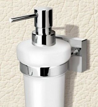 Дозатор для жидкого мыла Bemeta Beta 132109017 Хром — фото 2, Дозаторы