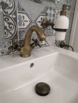 Смеситель для раковины Rav Slezak Morava retro MK128.5SM Бронза — фото 2, Смесители для раковины