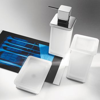 Дозатор для жидкого мыла Colombo Design Lulu B9322.CR-VAN Хром — фото 2, Дозаторы