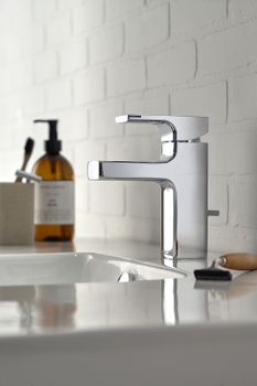 Товар: Смеситель для раковины Jacob Delafon Strayt E37327-CP Хром - фото 5 Смеситель для раковины Jacob Delafon Strayt E37327-CP Хром — фото 5, Смесители для раковины