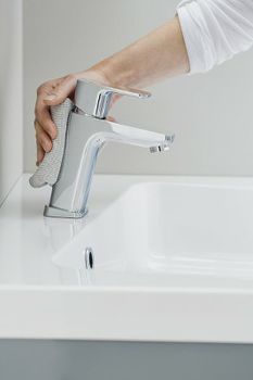 Товар: Смеситель для раковины Ravak 10° TD 013.00 X070061 Хром - фото 2 Смеситель для раковины Ravak 10° TD 013.00 X070061 Хром — фото 2, Смесители для раковины