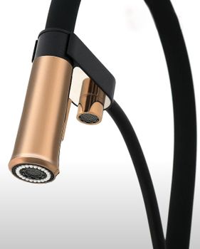 Смеситель для кухни Lemark Bronx LM3761BLR Черный Золото — фото 5, Смесители для кухни