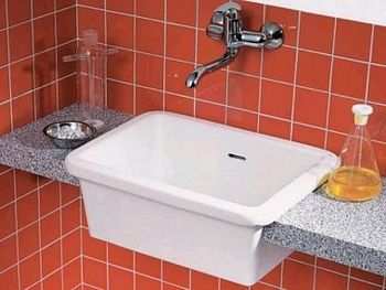 Хозяйственная раковина Hatria Complements 42 YN02 Белая — фото 2, Раковины встраиваемые сверху