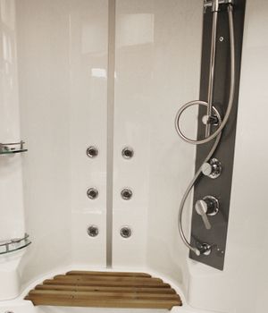 Душевой бокс Radomir Даниэла К2 140x140 1-04-6-0-5-0751 с баней с гидромассажем — фото 4, Душевые боксы