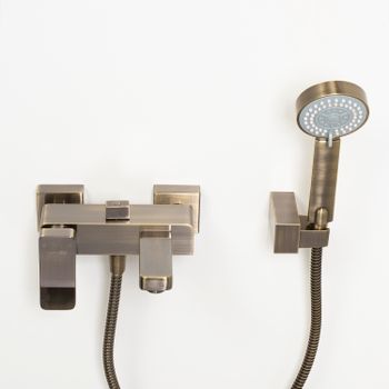 Exter 1601 Смеситель для ванны с коротким изливом — фото 5, Смеситель для ванны