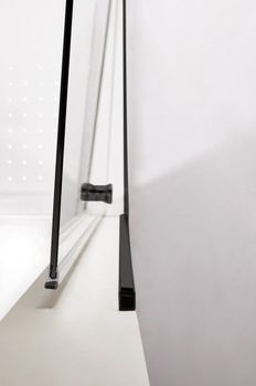 Душевая дверь CEZARES ECO-O-B-1-80-C-NERO — фото 4, Душевые двери в нишу