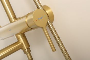 Душевая система Raglo R20.24.03 Золото матовое — фото 2, Душевые стойки