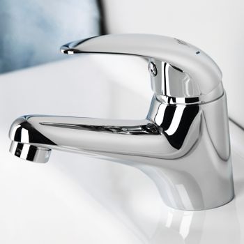 Isen 2603 Смеситель для умывальника — фото 2, Смесители для раковины