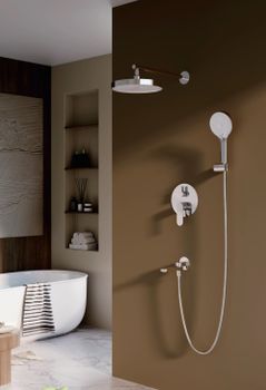 Душевая система встраиваемая BELZ B80713, хром — фото 1, Душевые системы