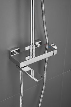 Душевая система BELZ B24672, хром — фото 1, Душевые системы