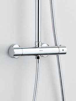 BOND B12-8200 Душевая стойка с термостатом и тропическим душем — фото 13, Душевые стойки