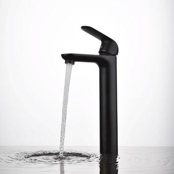 Смеситель для раковины D&K Venice DA1022018, черный — фото 1, Смесители для раковины