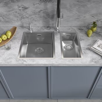 Кухонная мойка Reflexion Iseo RX2265BL оружейная сталь — фото 90, Кухонные мойки