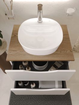 BOND Cube T99605 Тумба подвесная белая со столешницей под дерево без раковины — фото 14, Тумбы под раковину