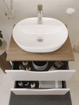 BOND Cube T99605 Тумба подвесная белая со столешницей под дерево без раковины — фото 18, Тумбы под раковину