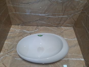 Умывальник CeramaLux 78255-1 — фото 1, Раковины