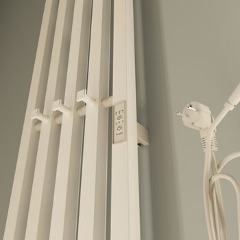 Полотенцесушитель электрический INARO ПРОФИЛЬНЫЙ 1500х240 правый, скр.монтаж, СНШ, белый матовый(RAL 9016), (Ferrum, 8 крючков), Маргроид Inaro-15024-1081-9016R — фото 4, Электрические полотенцесушители